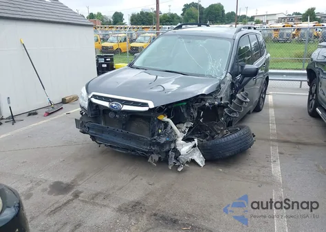 2018 Subaru Forester 2.5I Premium z USA, uszkodzony, nr VIN JF2SJAGC7JH487665